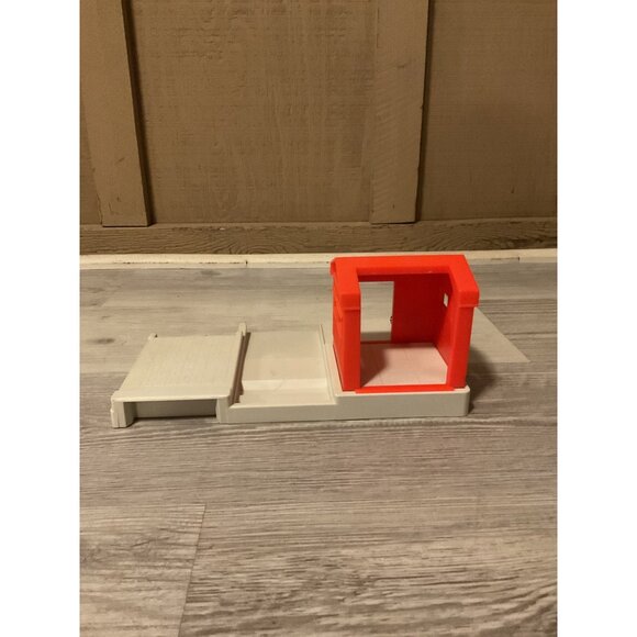 Fisher-Price Little People Lift & Load Lumber Yard Vintage Toy - Picture 3 of 4